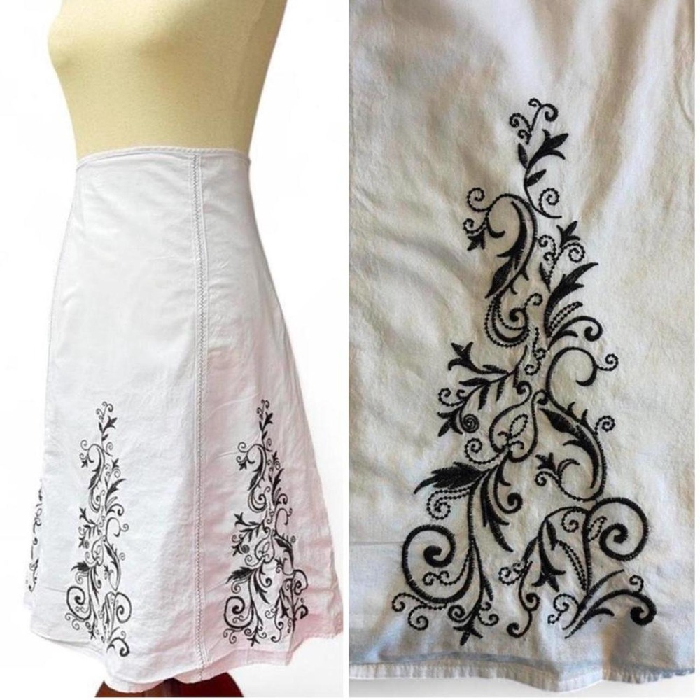 Vintage y2k cotton embroidered skirt